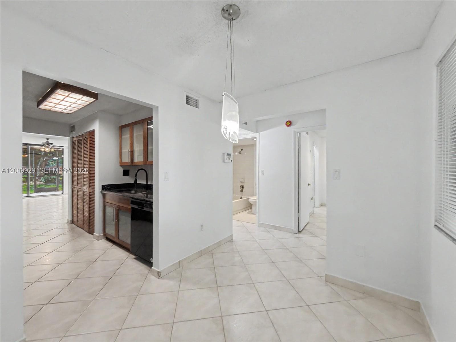 7451 NW 16th St # 110, Plantation, FL 33313 photo 4