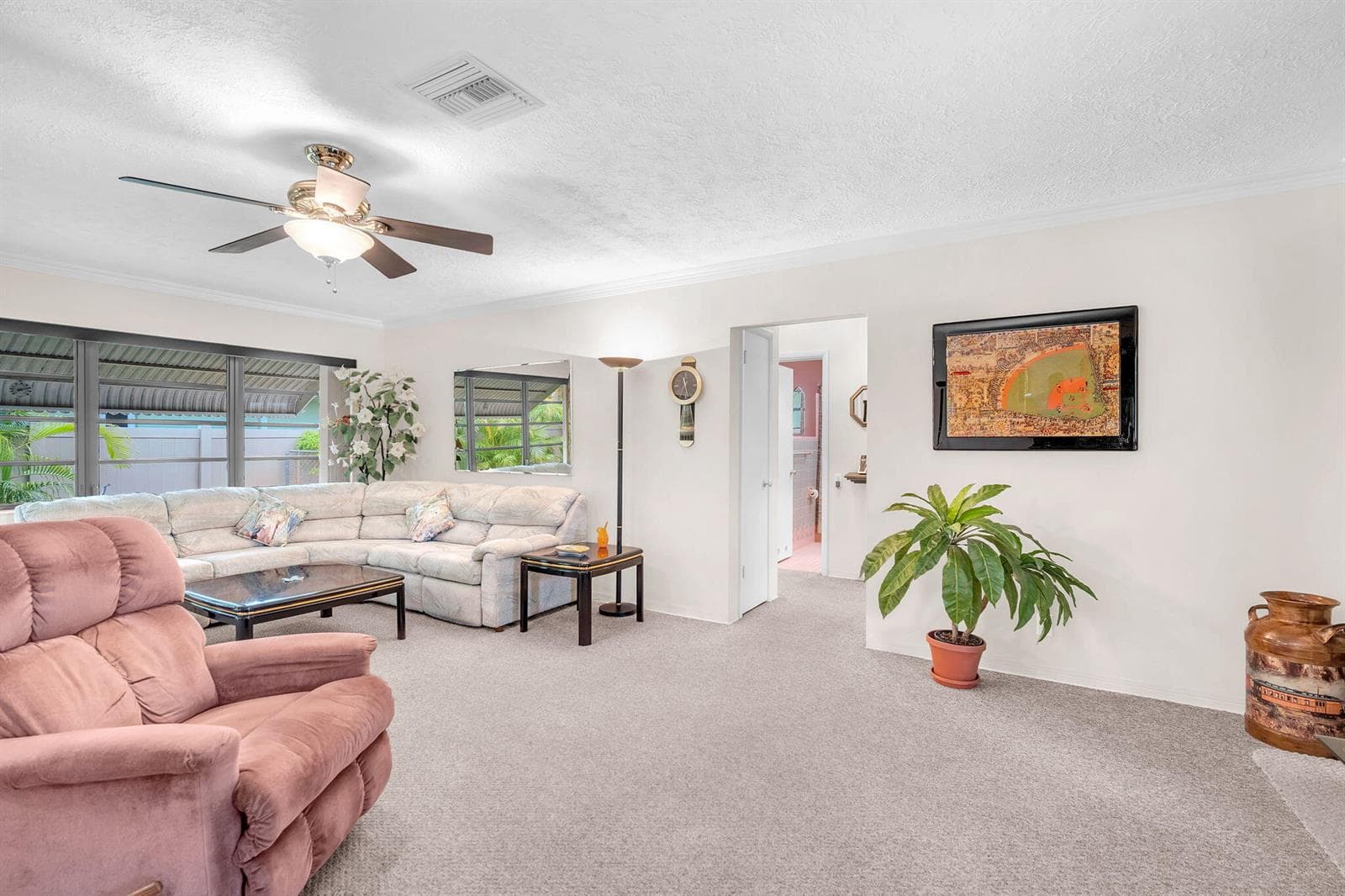 601 NW 29th Street, Wilton Manors, FL 33311 photo 3