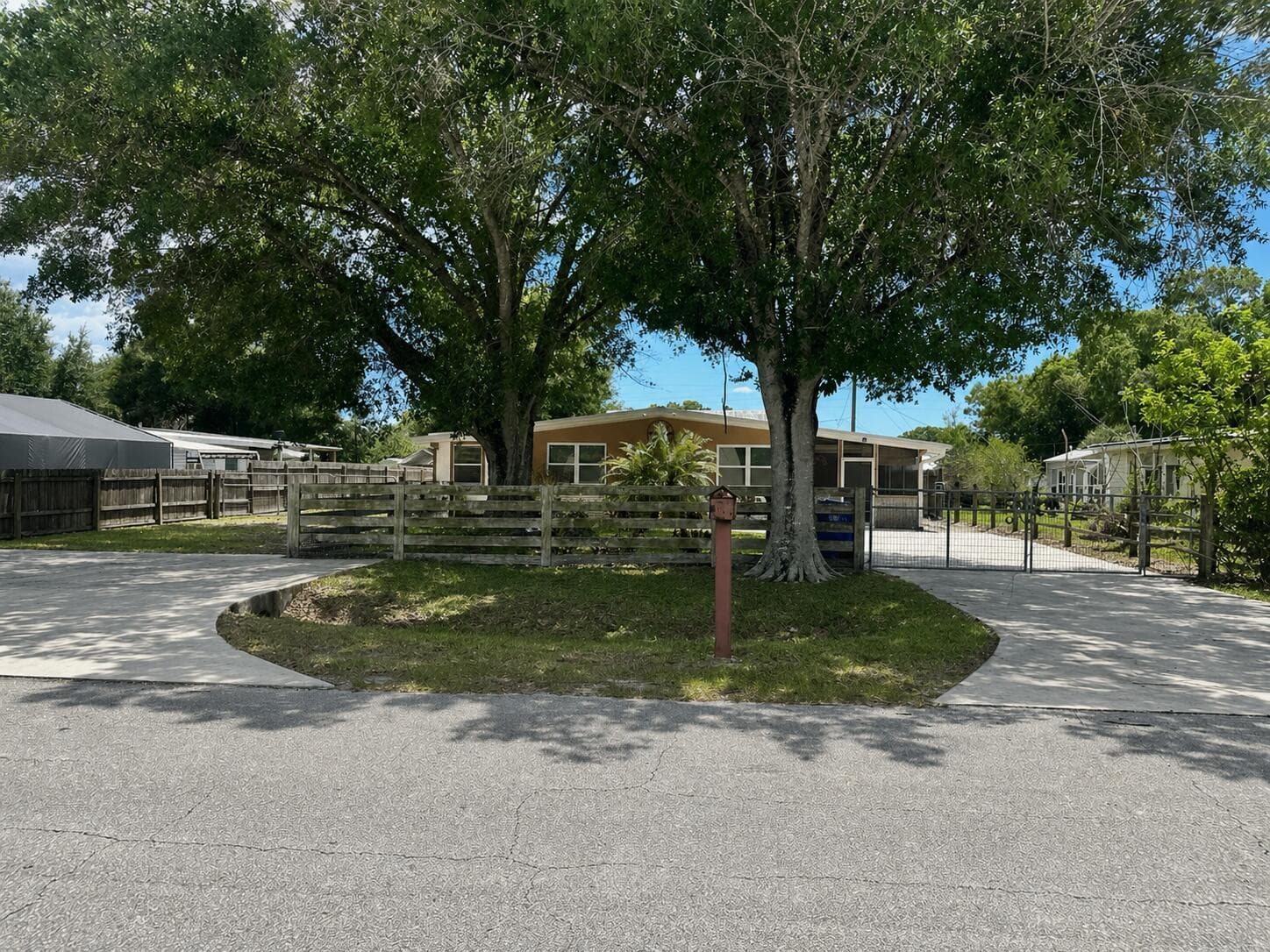 1005 NW 5th Street, Okeechobee, FL 34972 photo 2