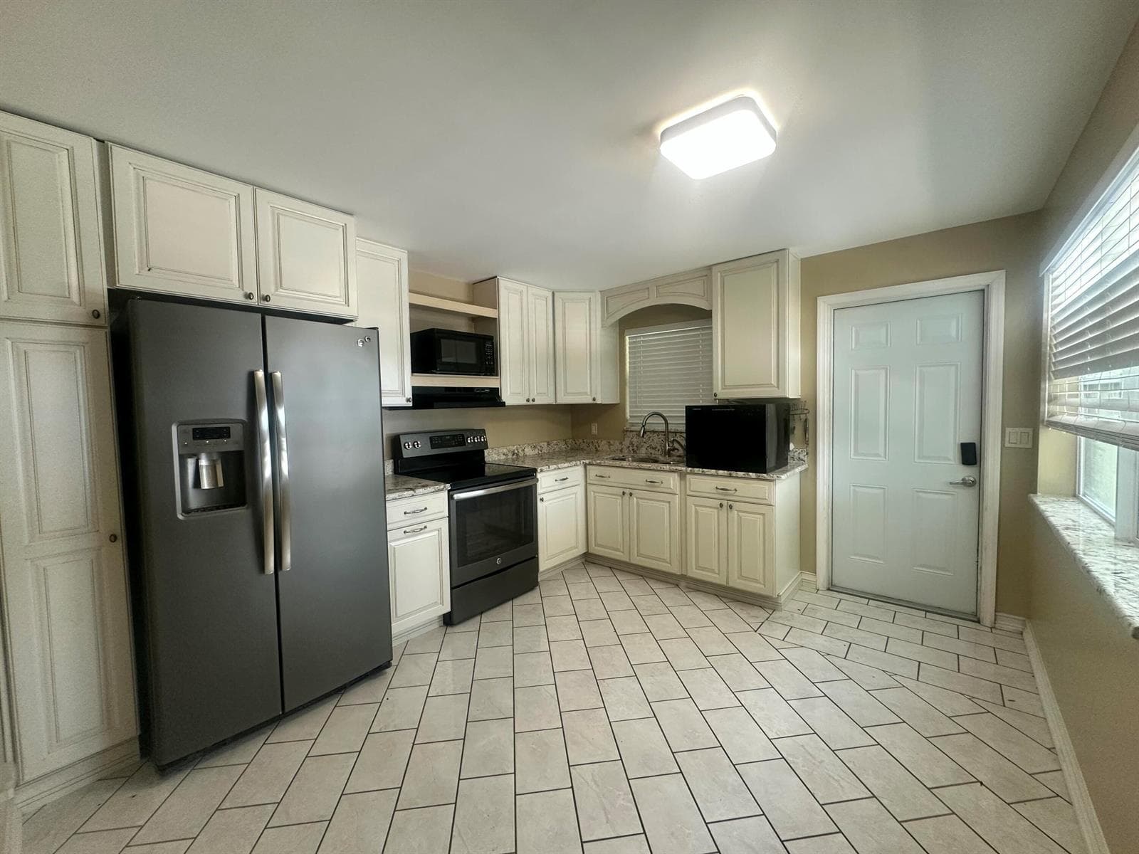1005 NW 5th Street, Okeechobee, FL 34972 photo 4