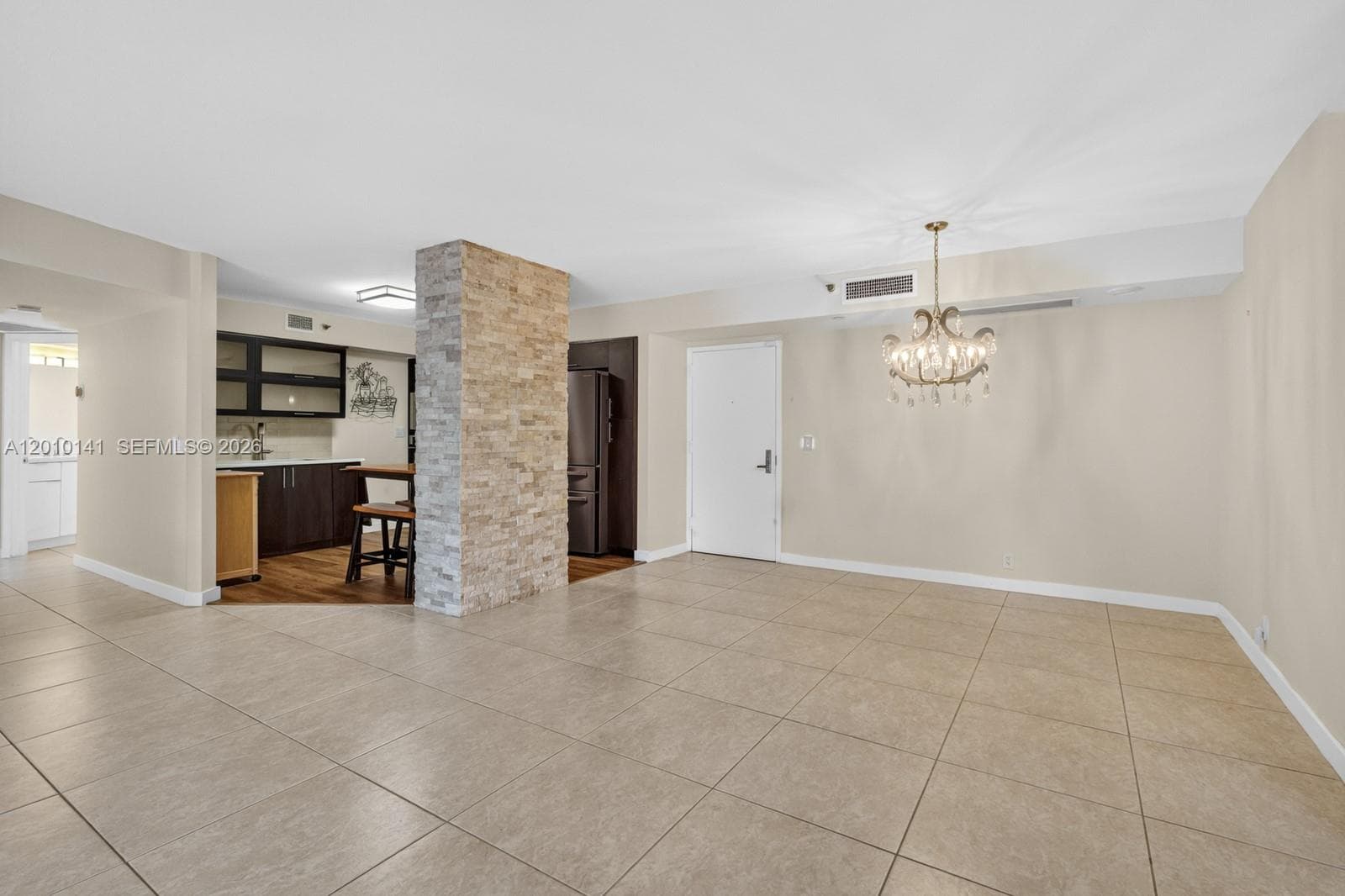 3500 Mystic Pointe Dr # 302, Aventura, FL 33180 photo 4