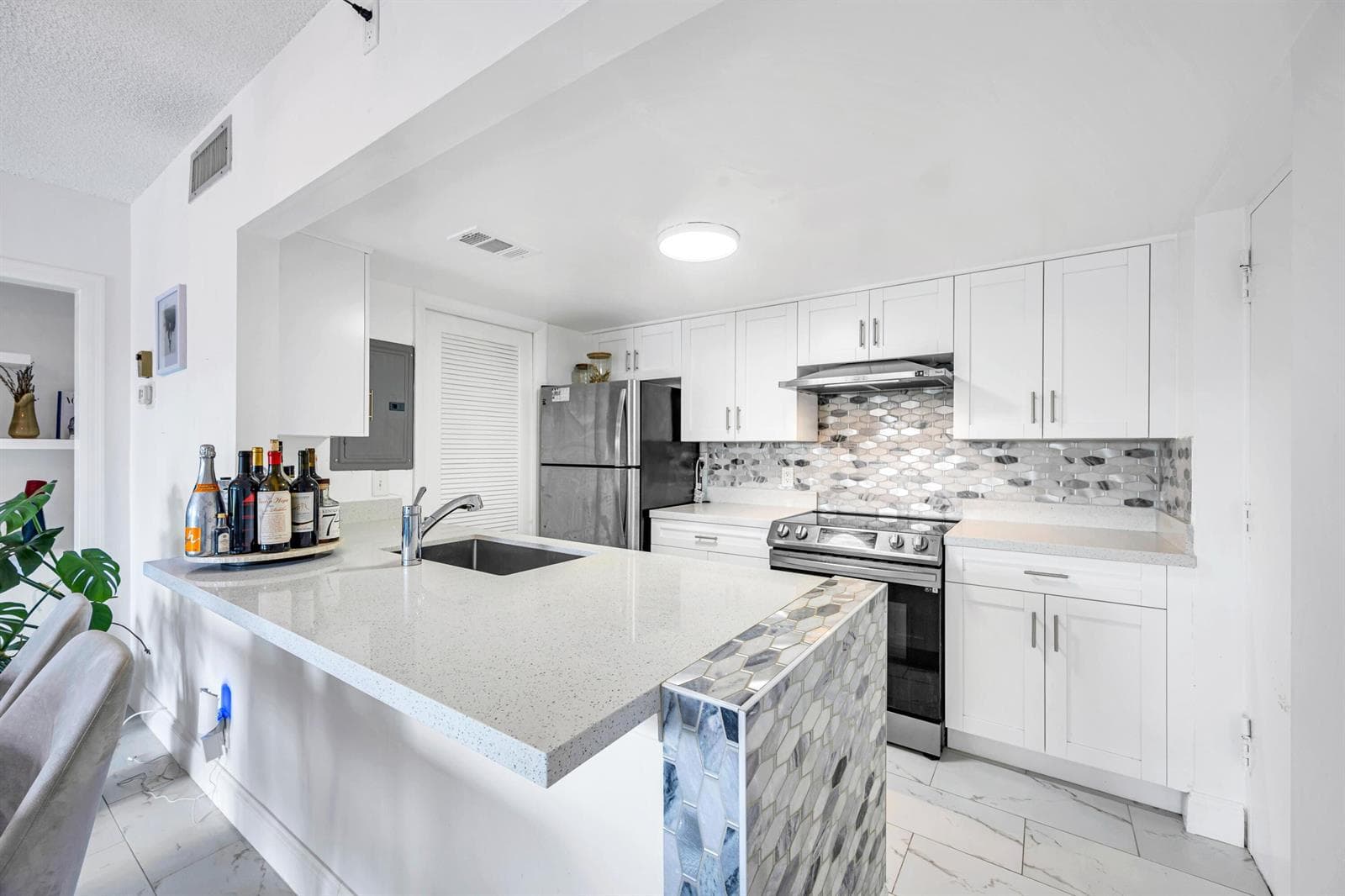1000 River Reach Drive # 505, Fort Lauderdale, FL 33315 photo 3