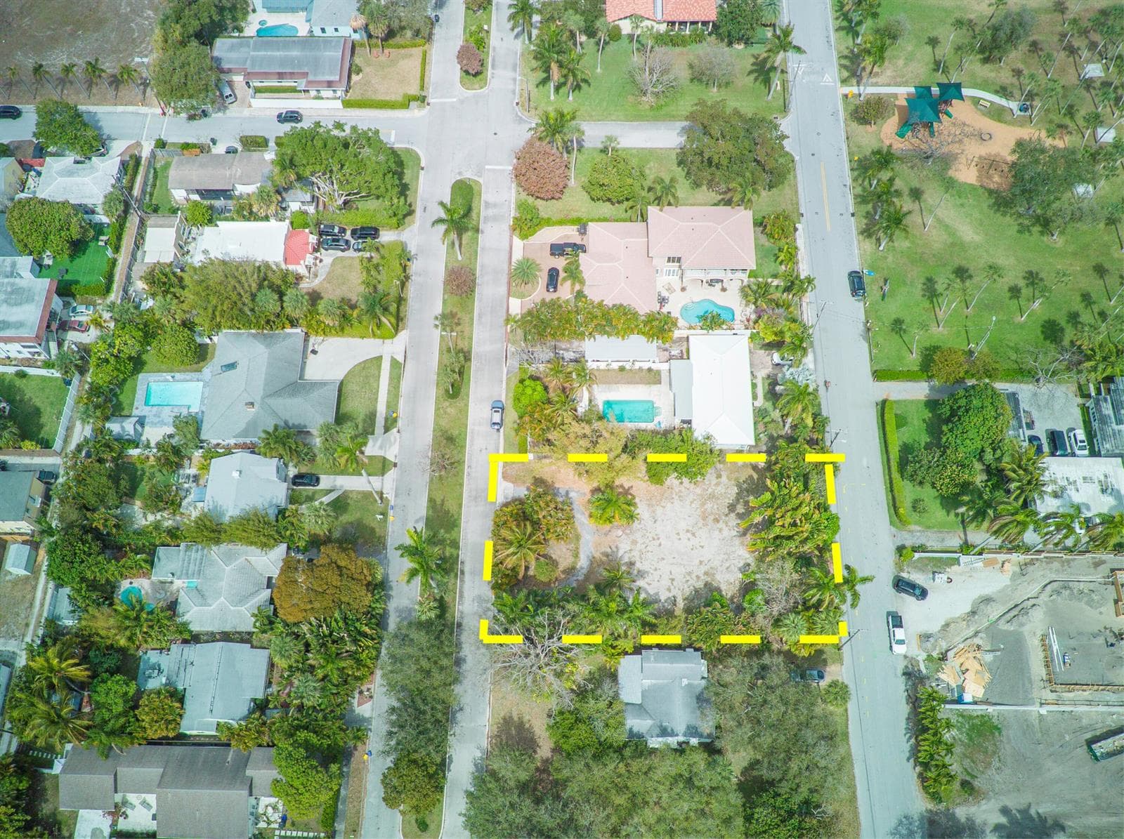 1118 S Palmway, FL 33460 photo 5