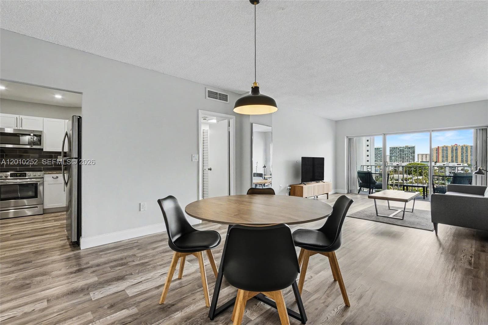 500 Bayview Dr # 727, Sunny Isles Beach, FL 33160 photo 5