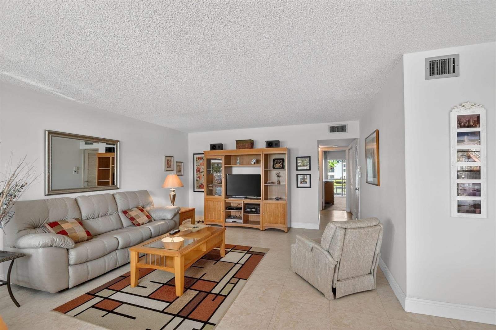 202 Wellington D, West Palm Beach, FL 33417 photo 4