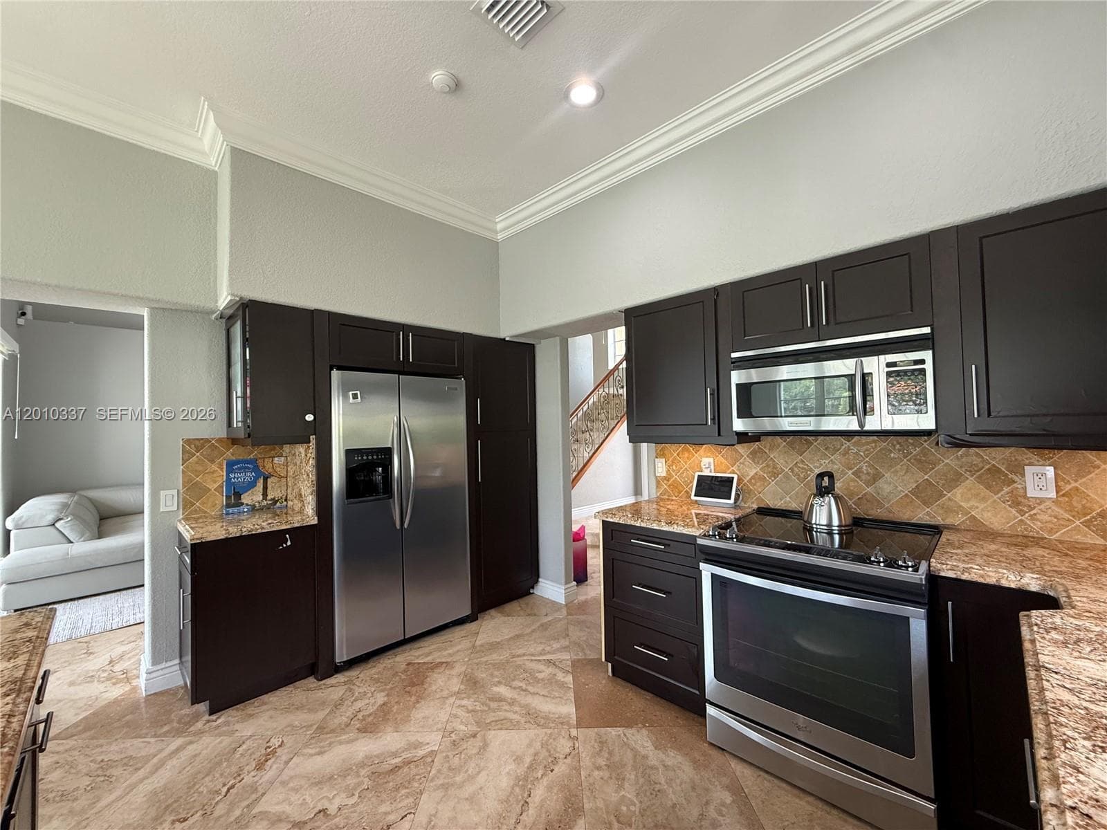 1070 Capistrano, Weston, FL 33326 photo 5