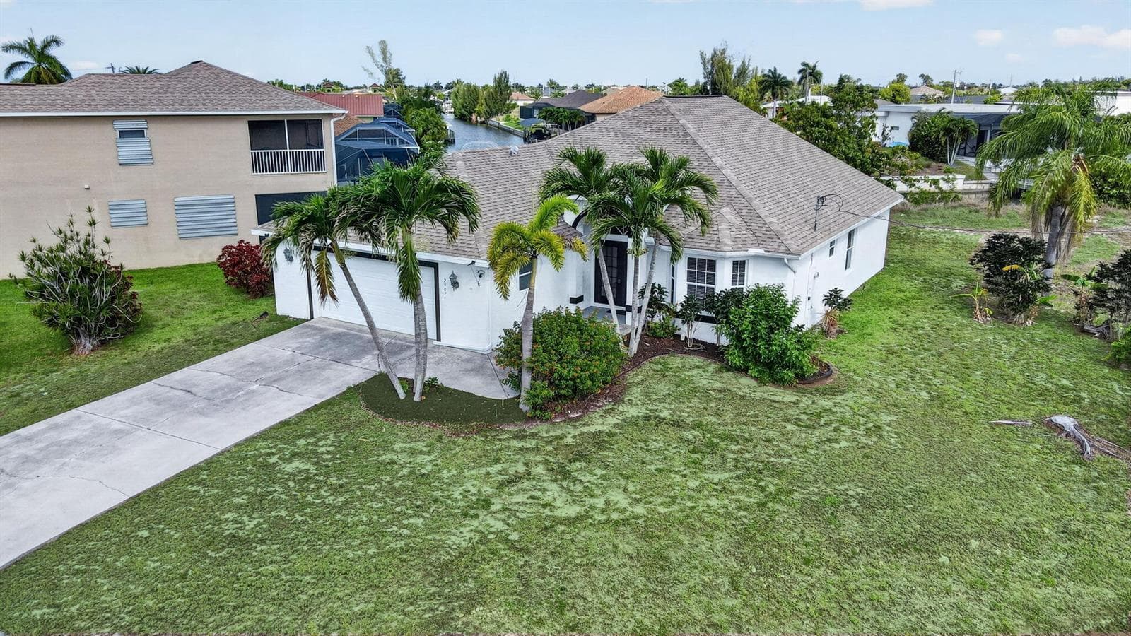 2902 SW 17th Avenue, Cape Coral, FL 33914 photo 2