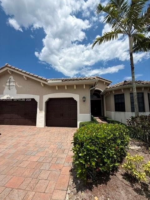 9751 Lakeview Ln, Parkland, FL 33076 photo 4