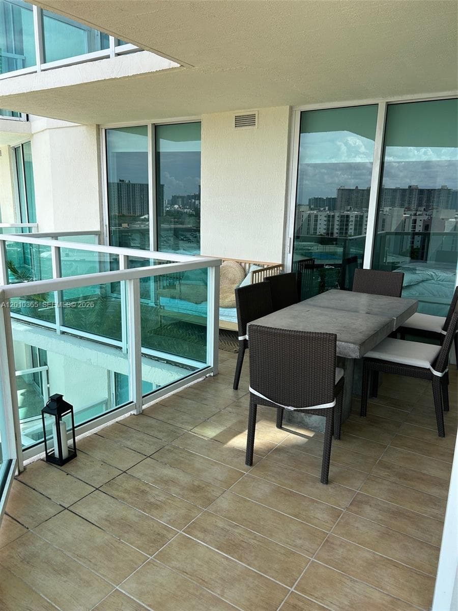 150 Sunny Isles Blvd # 1-1103, Sunny Isles Beach, FL 33160 photo 4