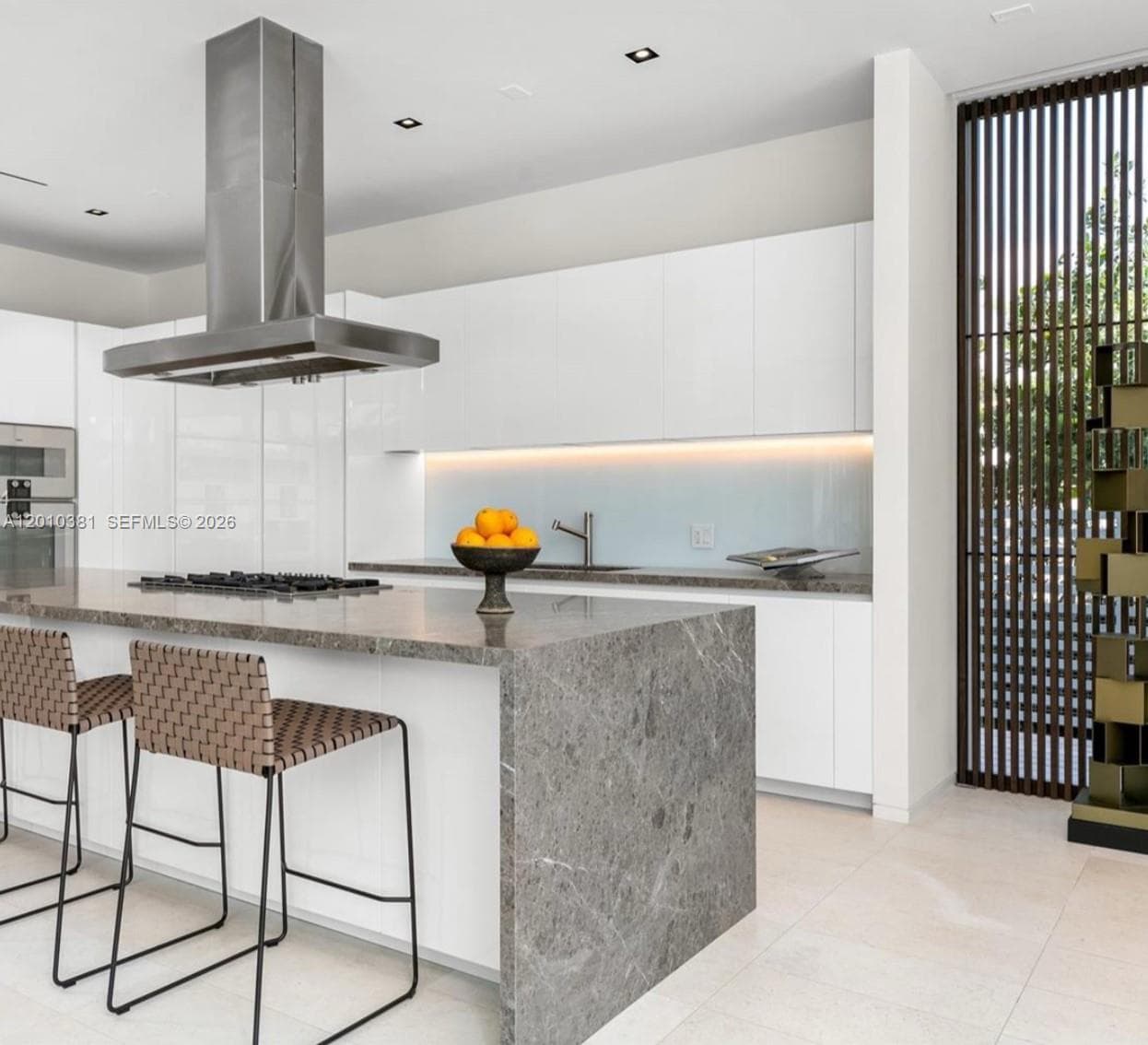 1081 W 48th St # N01, Miami Beach, FL 33140 photo 3
