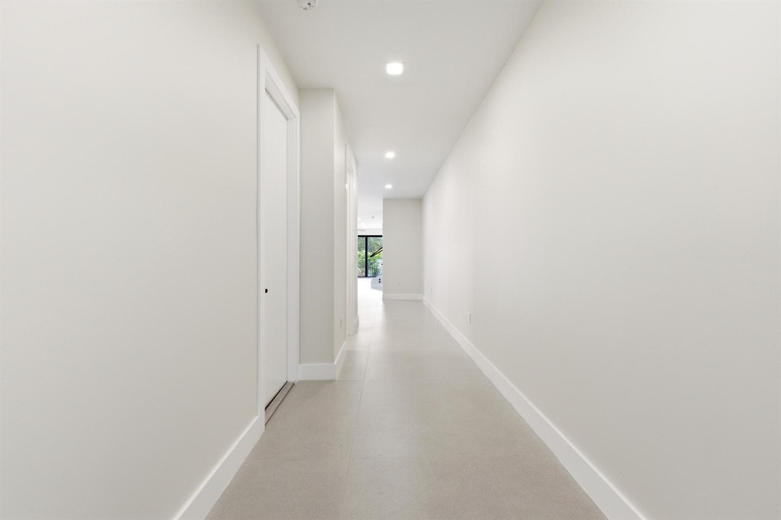 819 SW 1st Street, Fort Lauderdale, FL 33312 photo 5