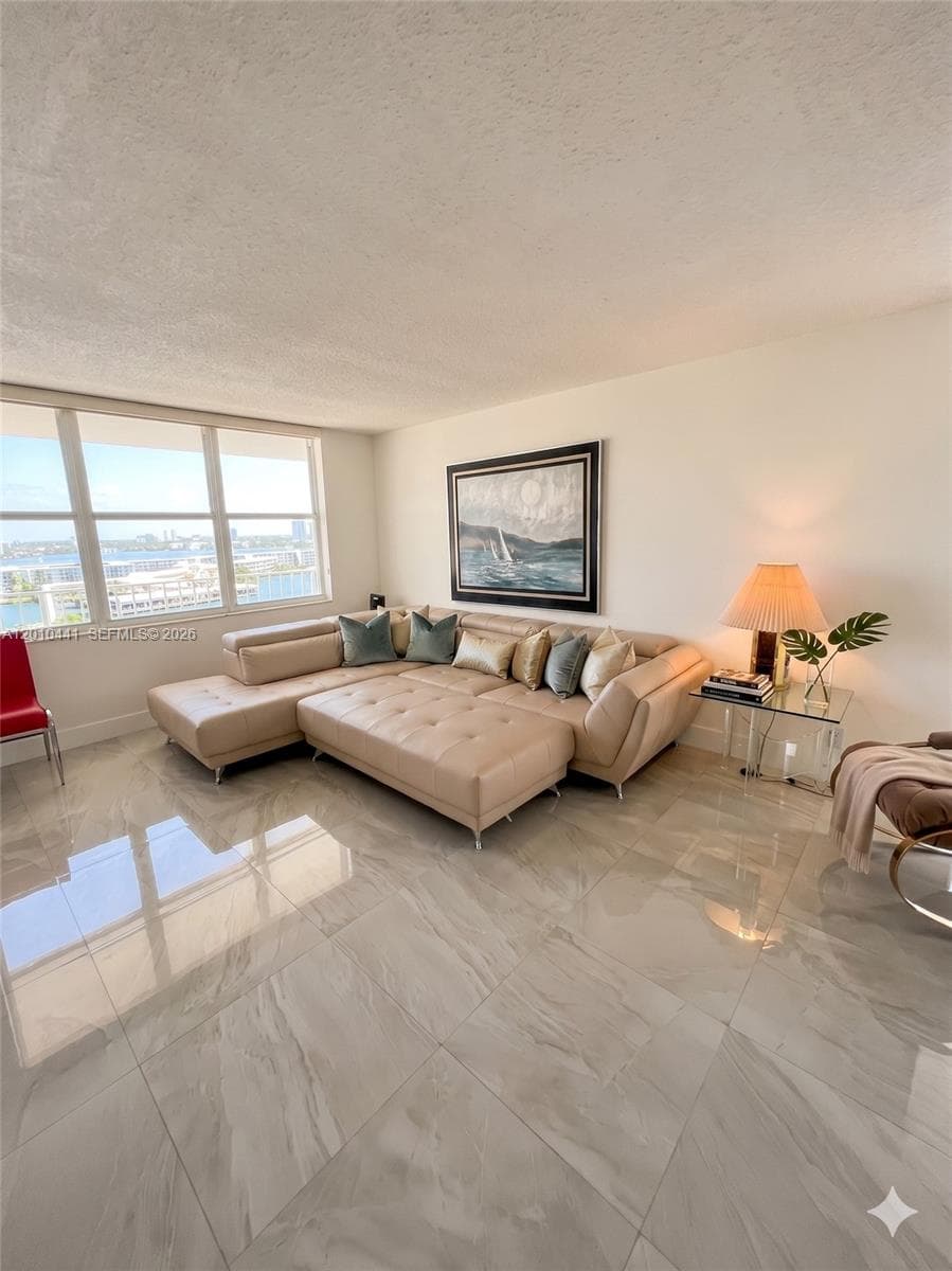 18151 NE 31st Ct # 1417, Aventura, FL 33160 photo 2