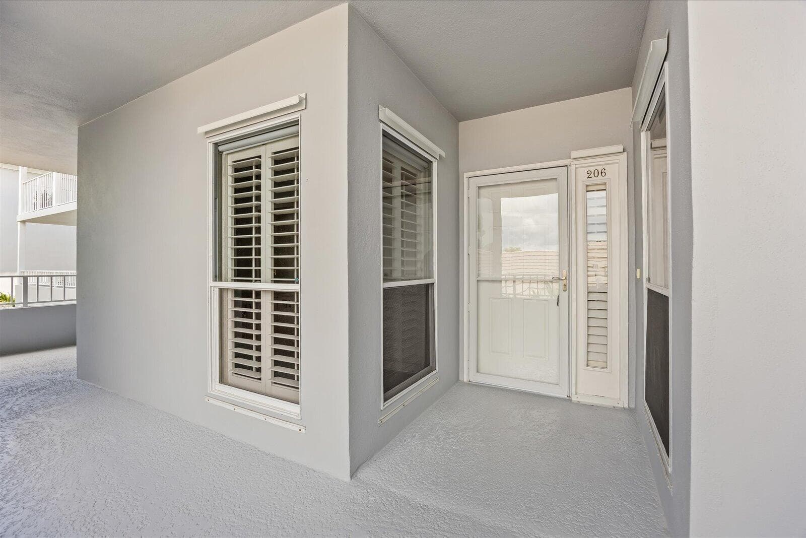 1903 Bay Road # 206, Vero Beach, FL 32963 photo 2