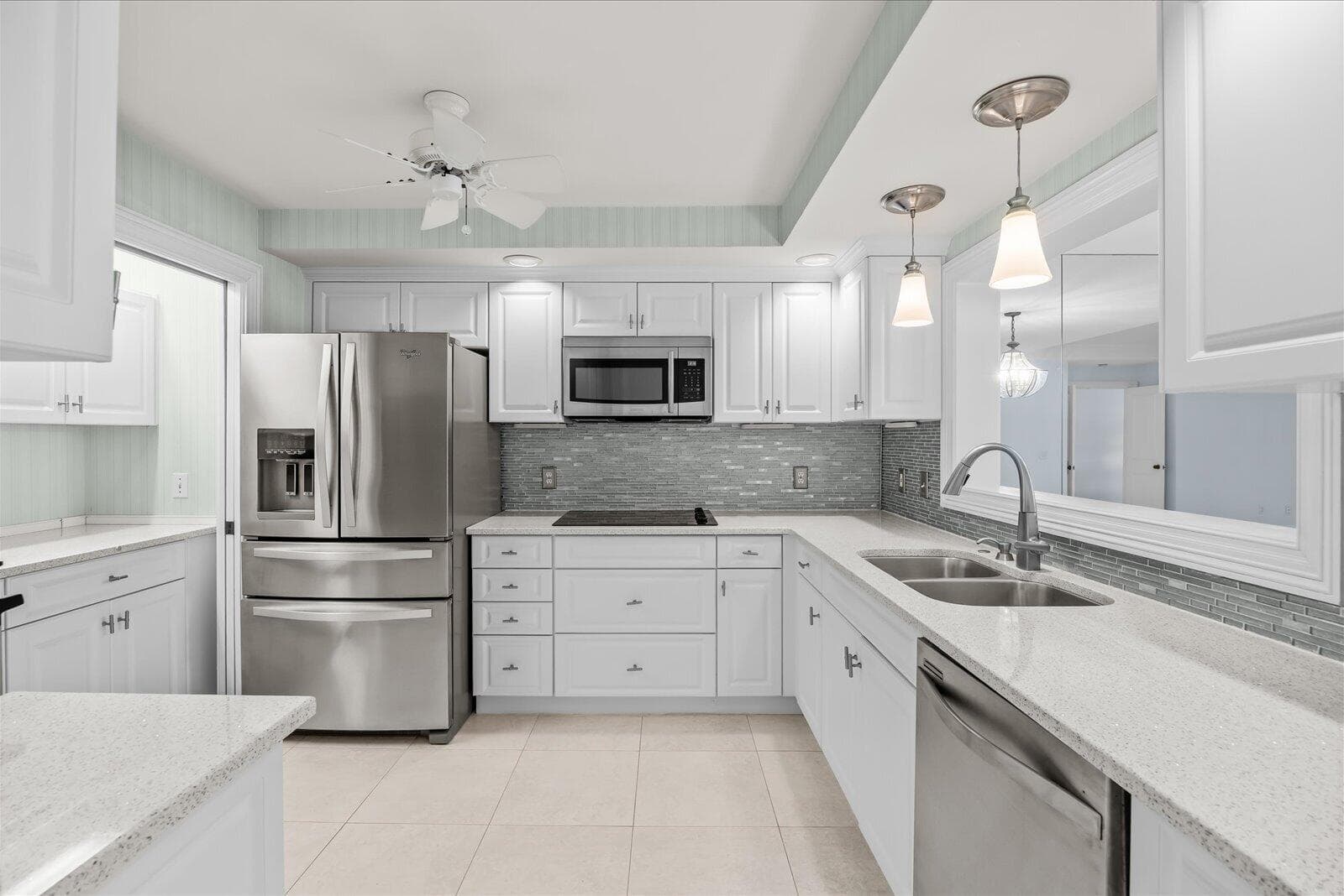 1903 Bay Road # 206, Vero Beach, FL 32963 photo 3
