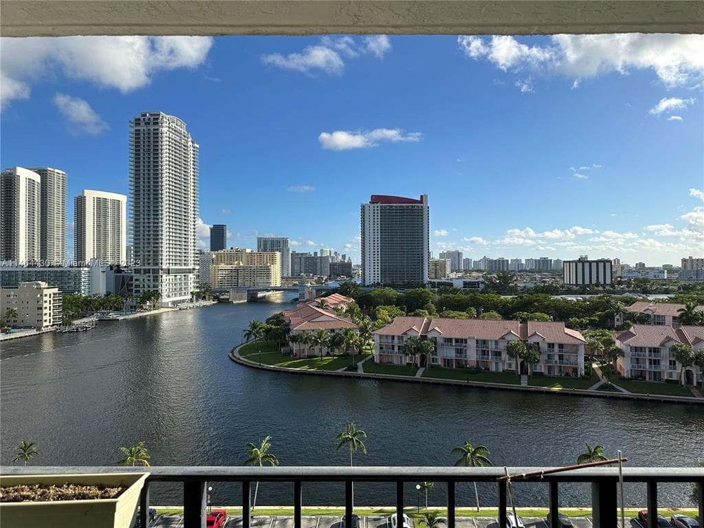 200 Leslie Drive # 1128, Hallandale Beach, FL 33009 photo 4