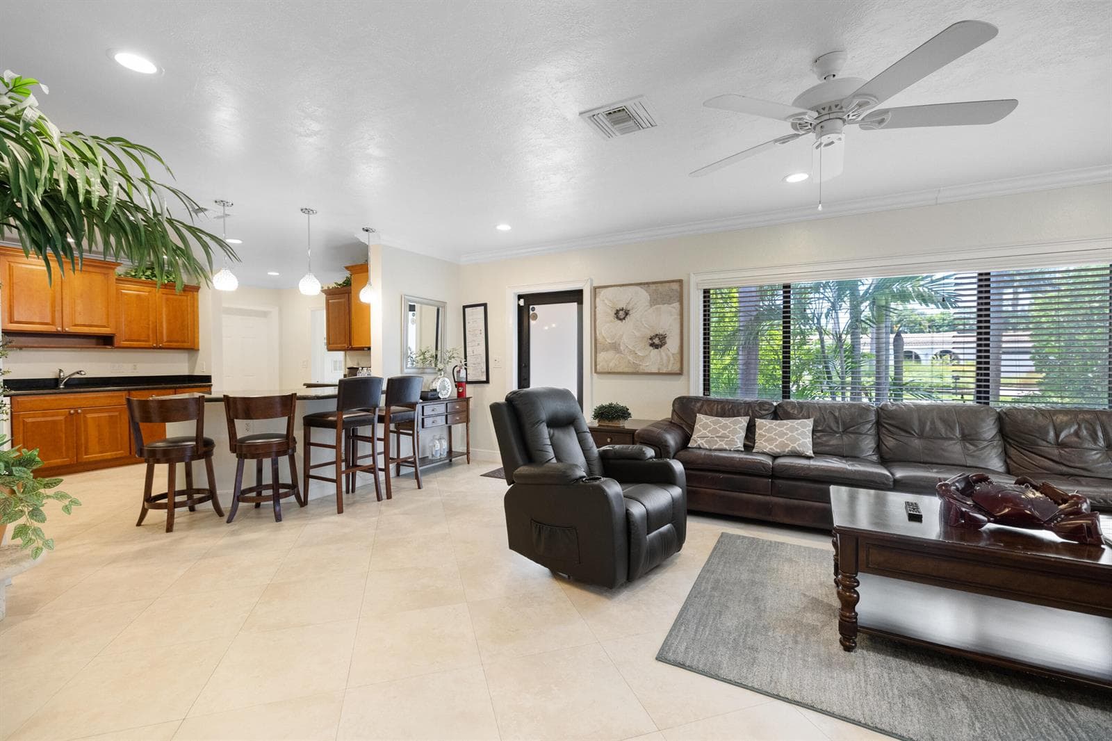 3211 Seaward Drive, Lauderdale By The Sea, FL 33062 photo 5