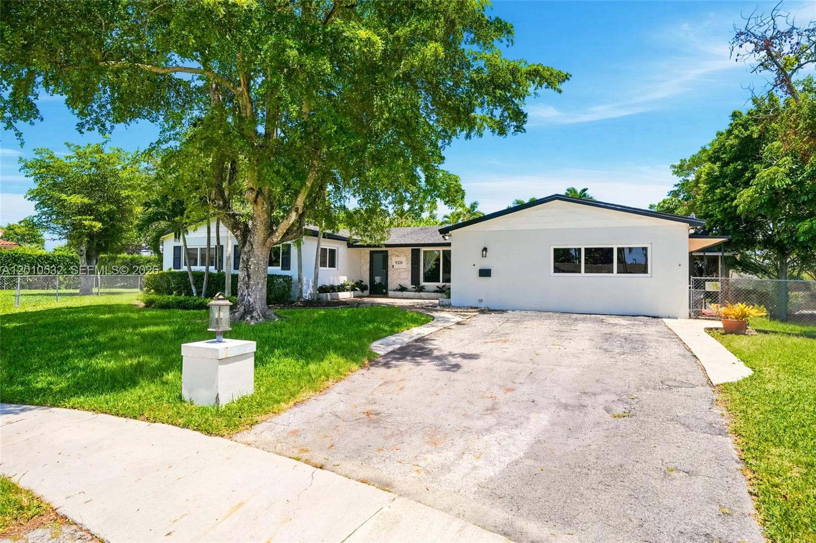 9331 SW 104th Ct, Miami, FL 33176 photo 2