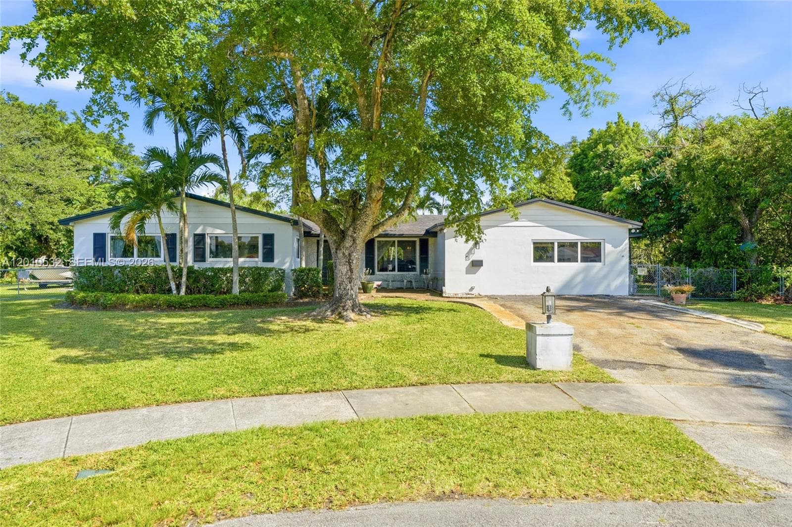 9331 SW 104th Ct, Miami, FL 33176 photo 3