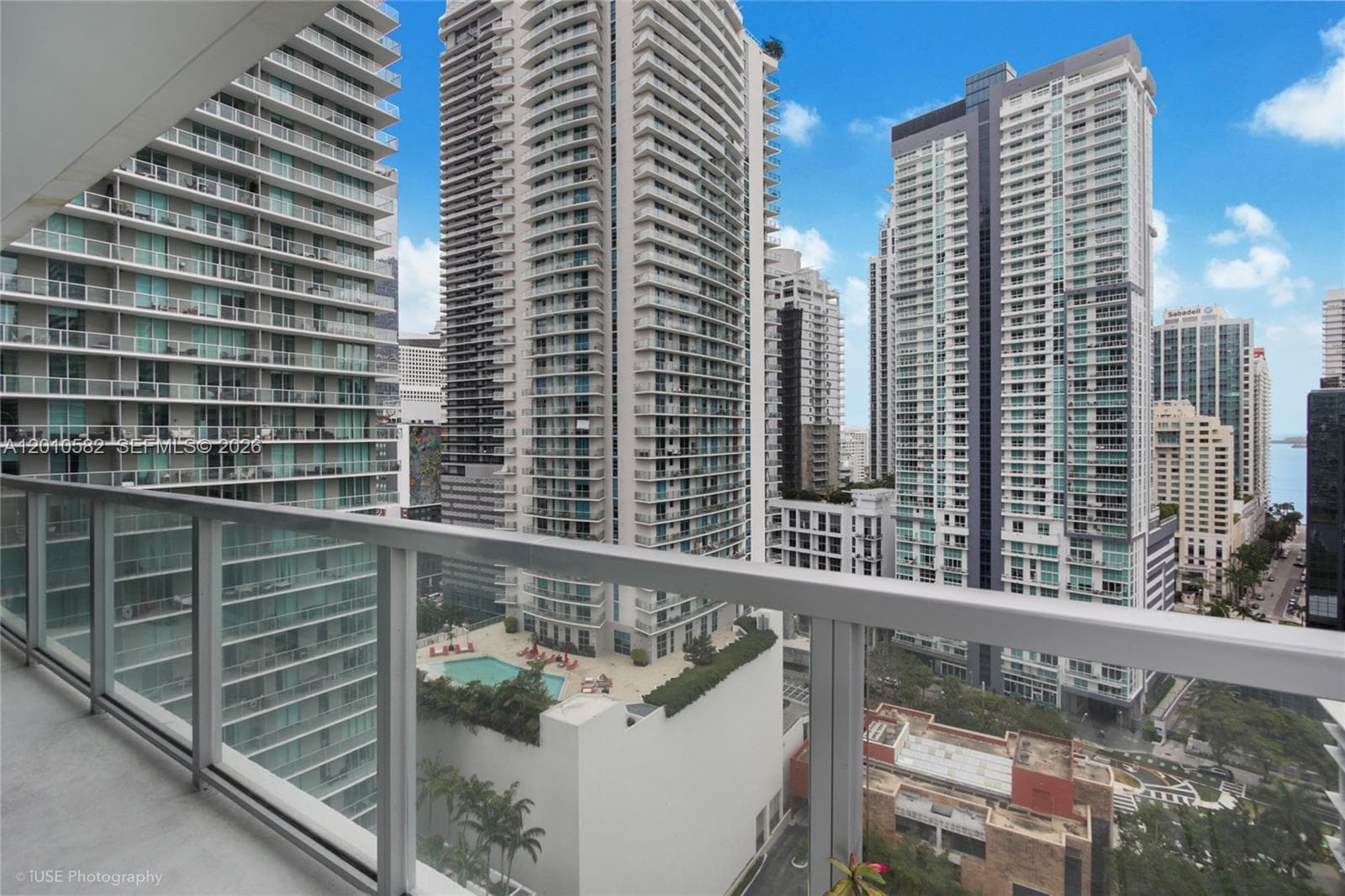 79 SW 12th St # 2306-S, Miami, FL 33130 photo 3
