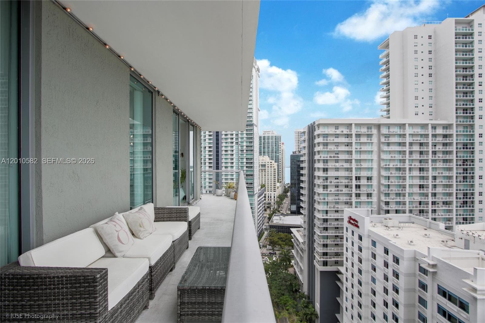 79 SW 12th St # 2306-S, Miami, FL 33130 photo 4