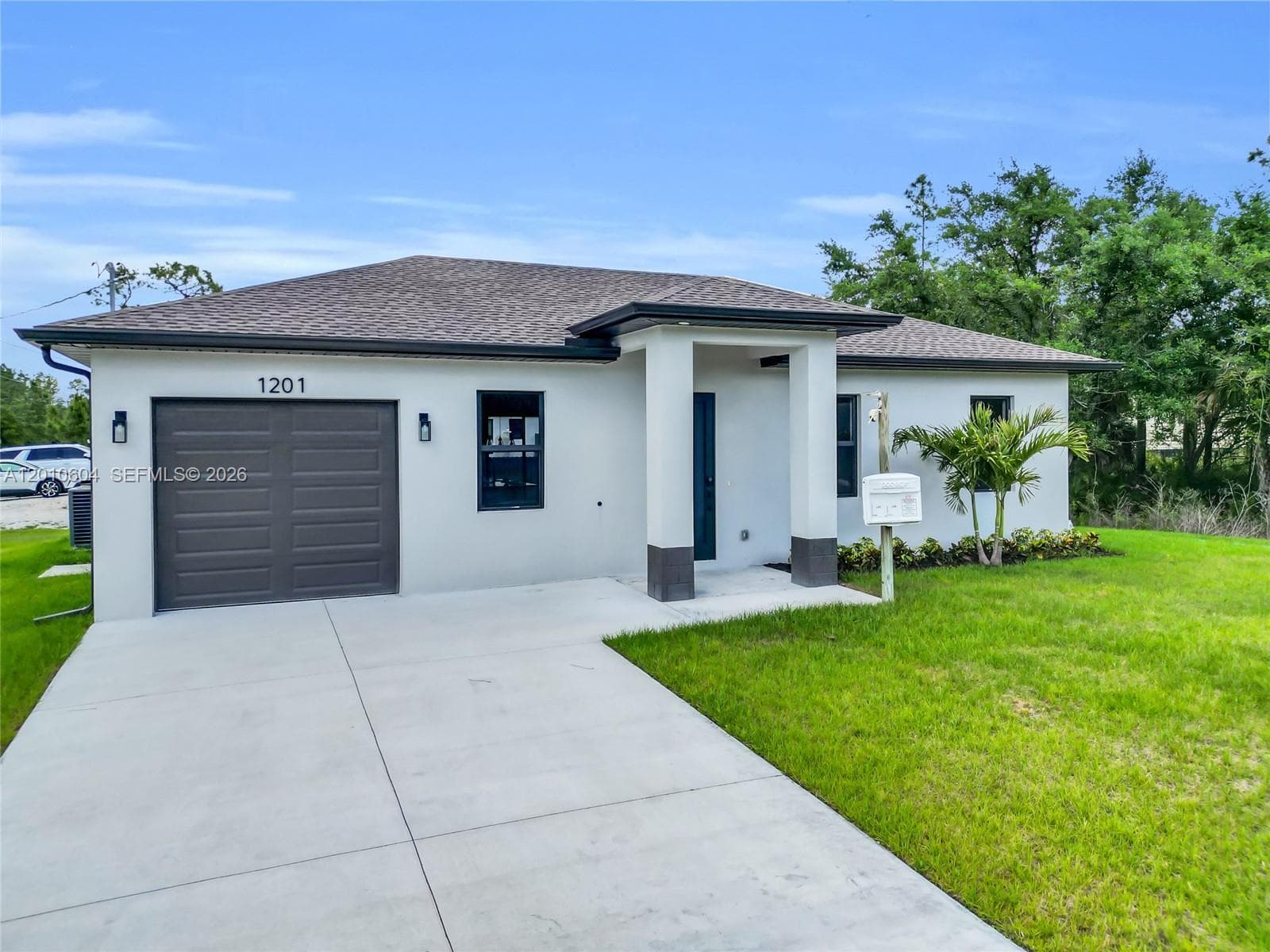 1201 E 7th ST, Lehigh Acres, FL 33972 photo 2