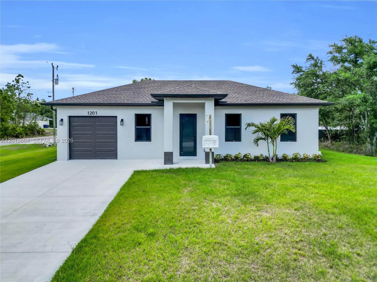 1201 E 7th ST, Lehigh Acres, FL 33972 photo 4