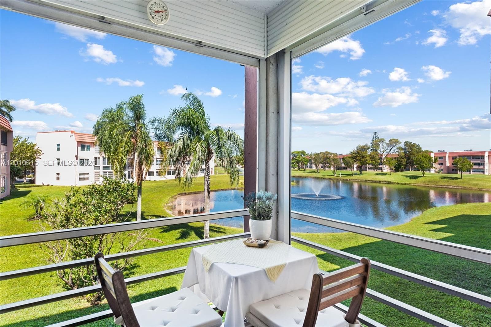 9421 Sunrise Lakes Blvd # 208, Sunrise, FL 33322 photo 2