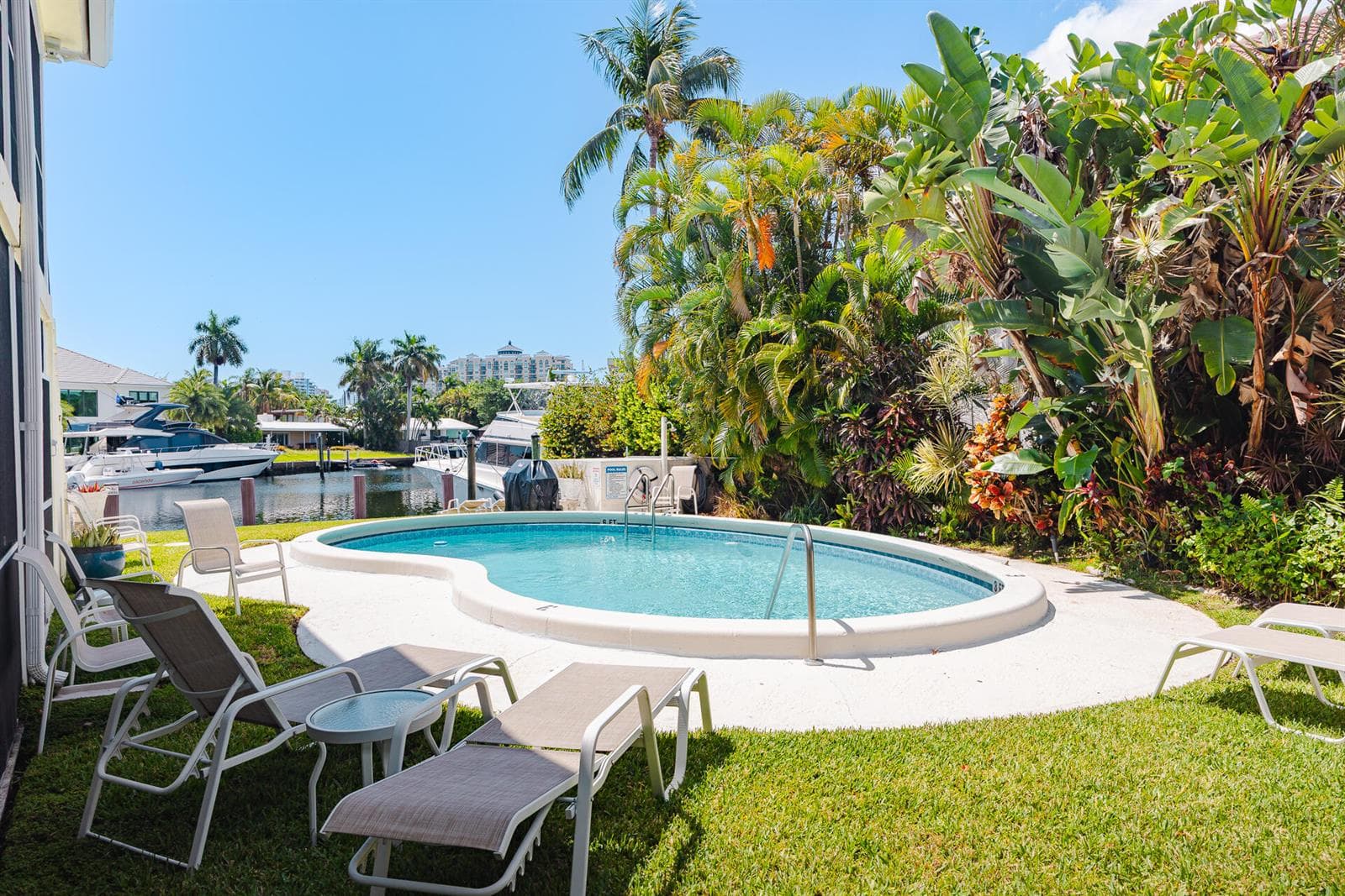 1308 Bayview Drive # 1c, Fort Lauderdale, FL 33304 photo 2