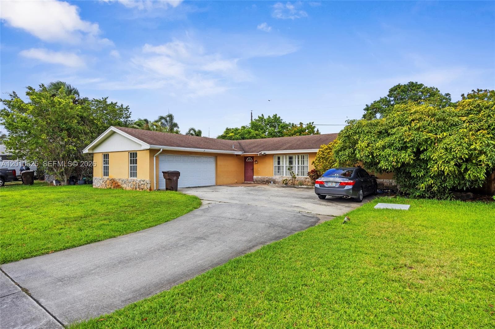 1831 Hiltonia Cir, West Palm Beach, FL 33407 photo 3