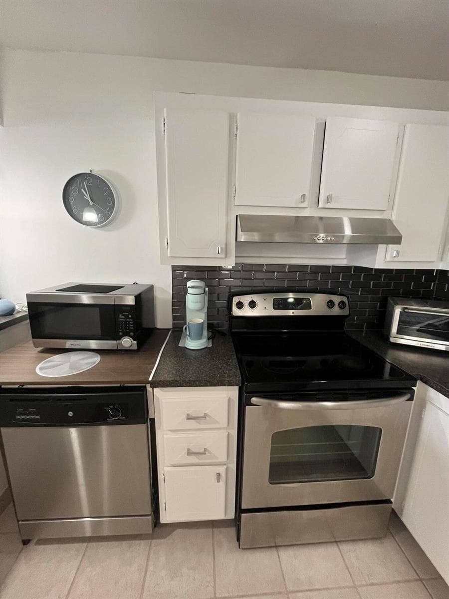 114 Waterford E # 114, Delray Beach, FL 33446 photo 3
