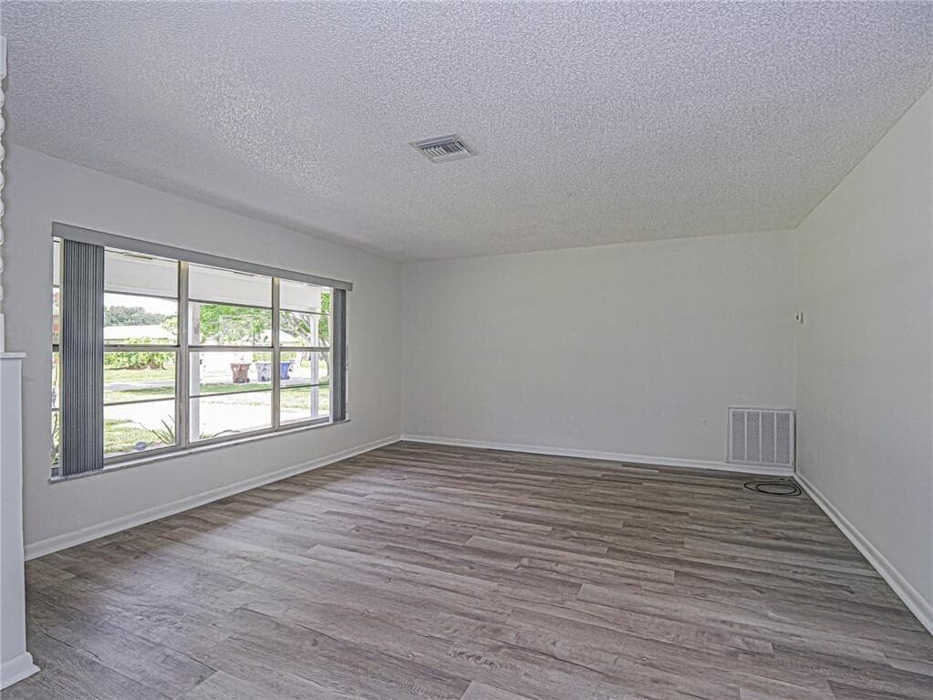 136 16th Avenue, Vero Beach, FL 32962 photo 5