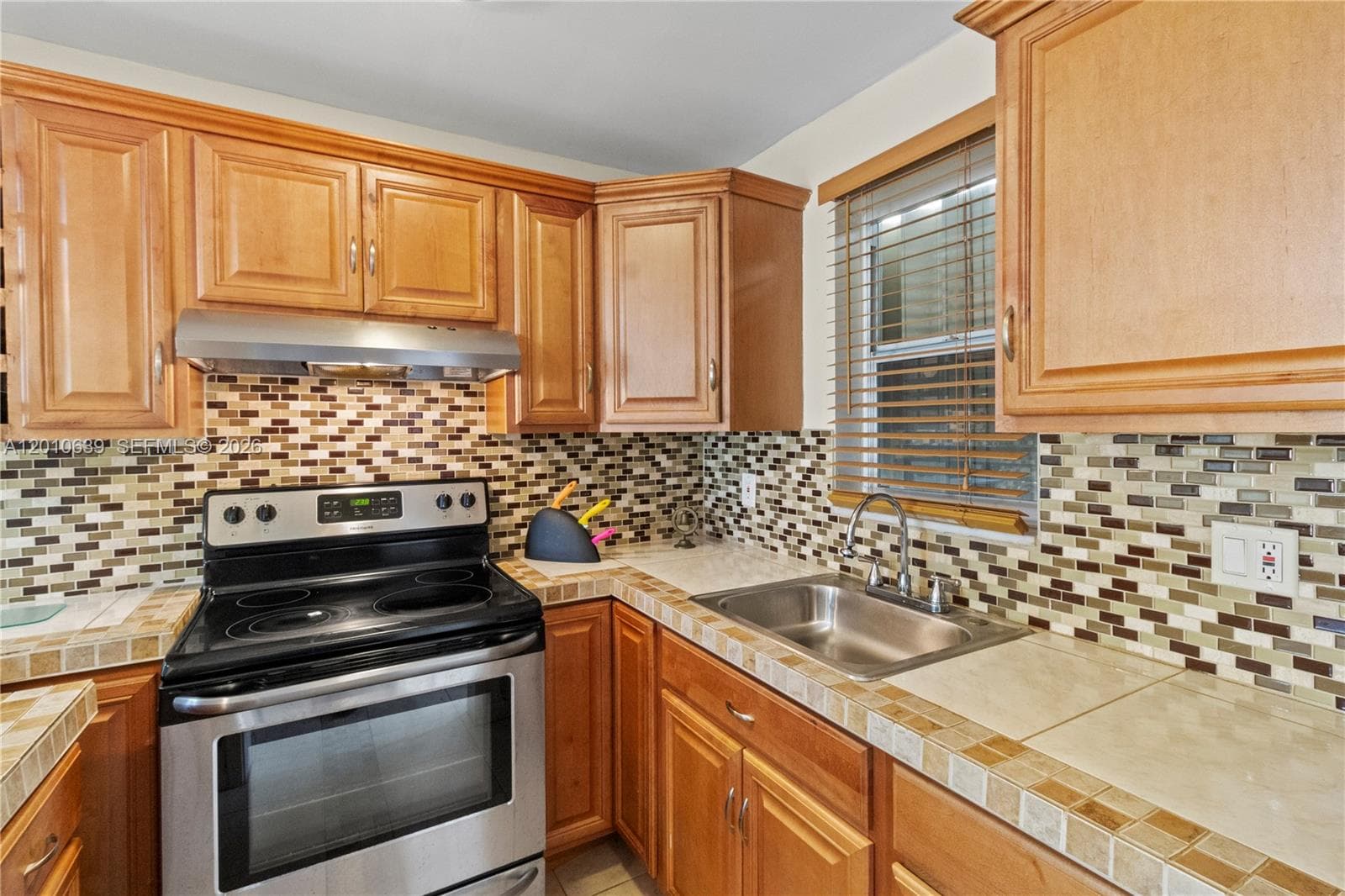 2600 Diana Dr # 119, Hallandale Beach, FL 33009 photo 4