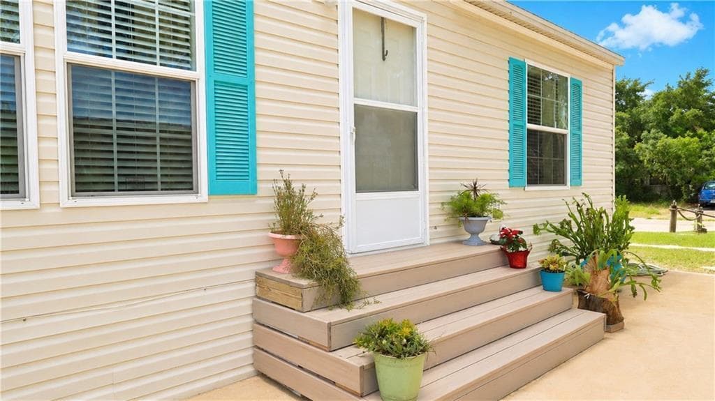 324 Valencia Street, Sebastian, FL 32958 photo 3
