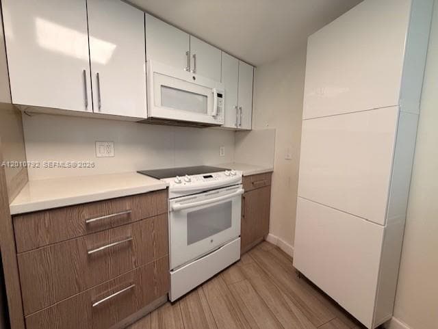 2415 NW 16th St Rd # 605-1, Miami, FL 33125 photo 3