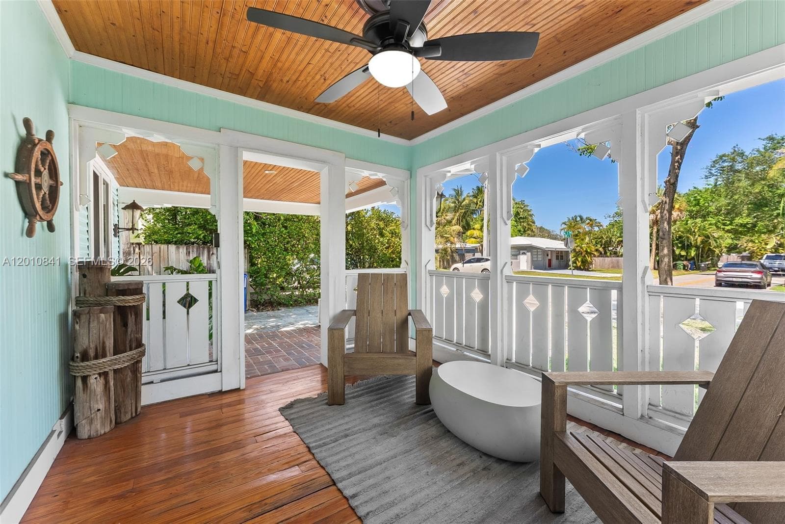1315 NE 5th Ter, Fort Lauderdale, FL 33304 photo 2
