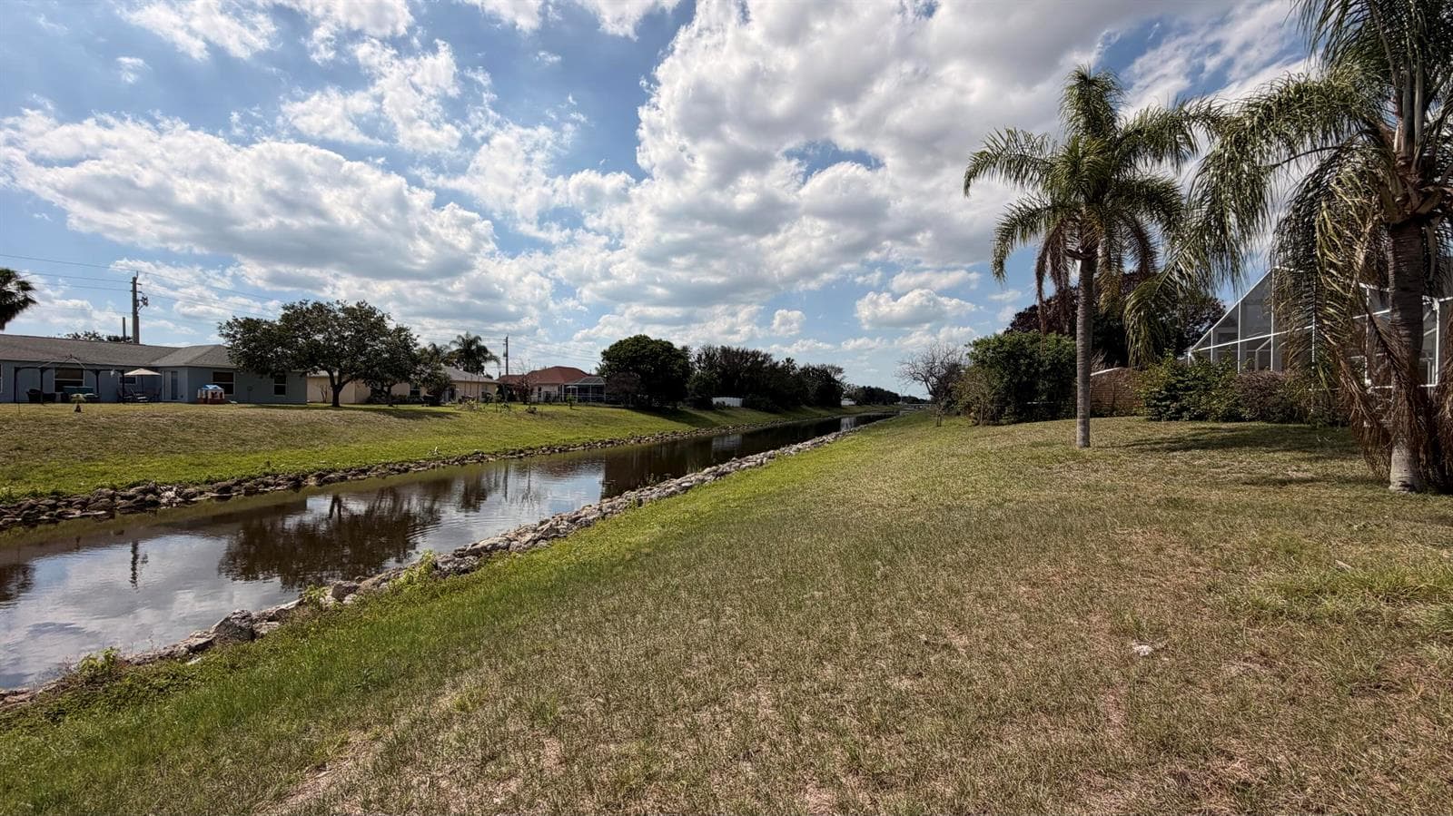 2532 SW Monterrey Lane, Port St. Lucie, FL 34953 photo 5
