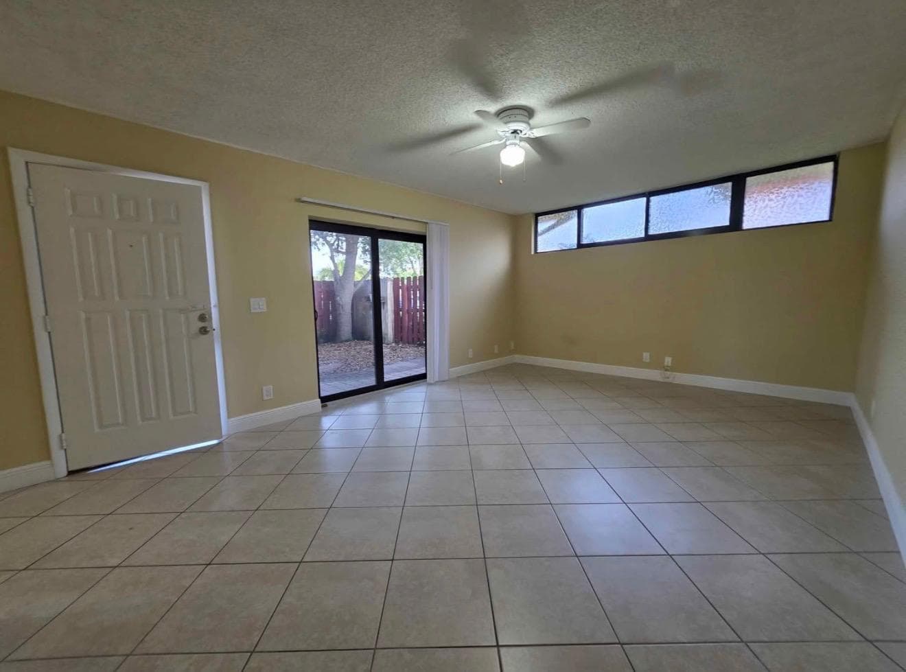 3928 Victoria Drive, West Palm Beach, FL 33406 photo 4