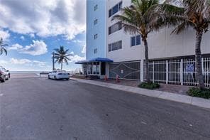 300 Oregon Street # 409, Hollywood, FL 33019 photo 4