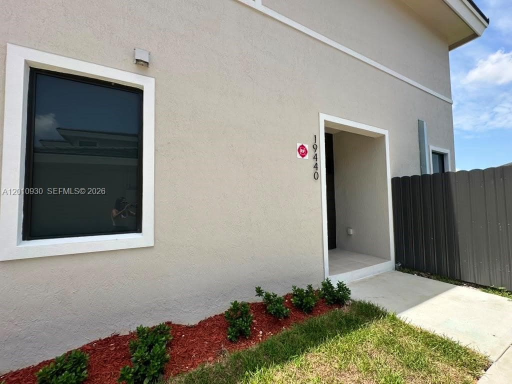 19440 SW 125th AVE # 0, South Miami, FL 33177 photo 2