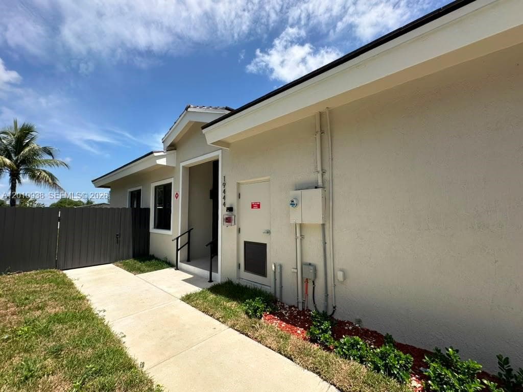 19444 SW 125th AVE # 0, South Miami, FL 33177 photo 3