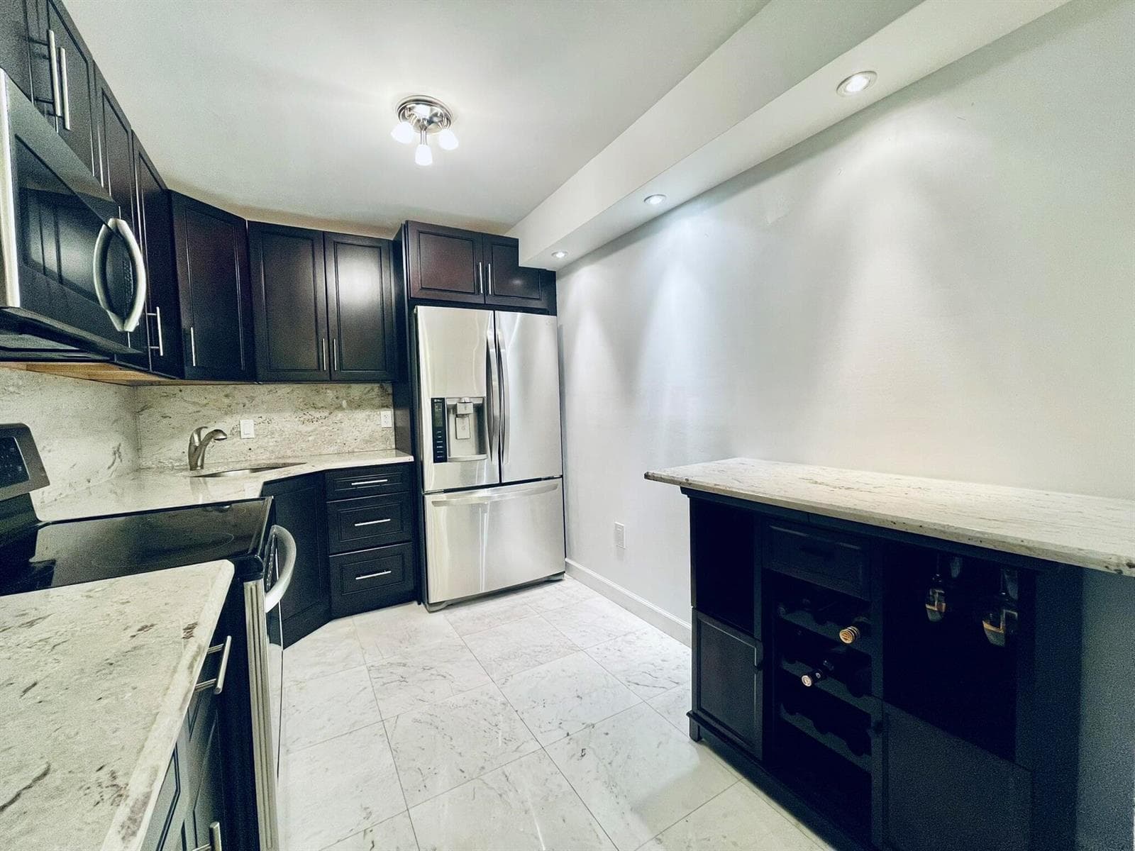 7000 NW 17th Street # 203, Plantation, FL 33313 photo 5