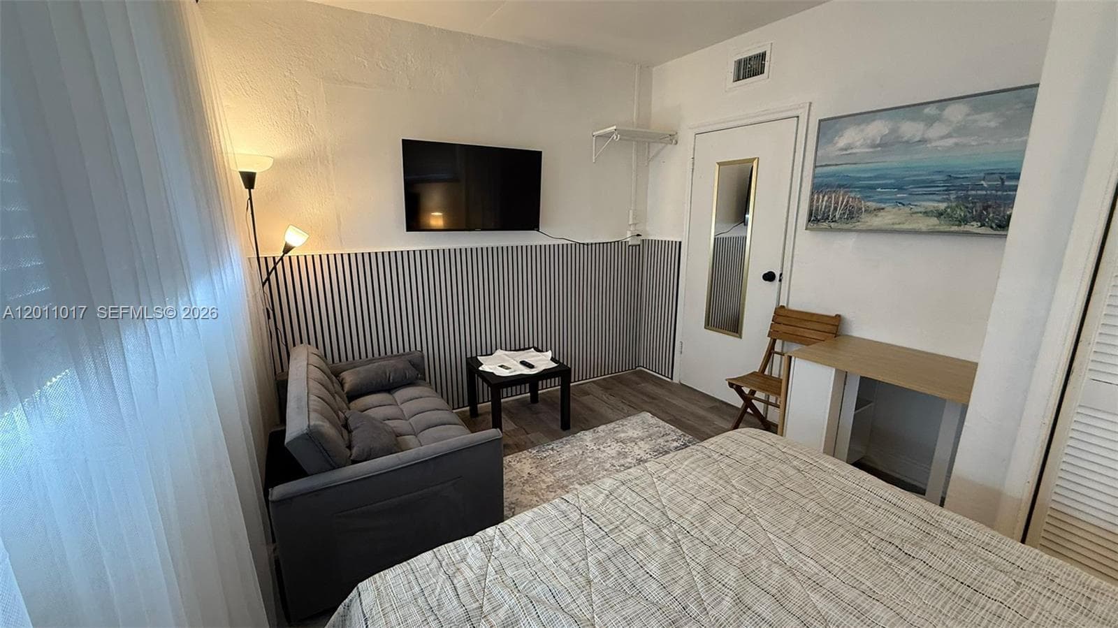 115 SE 2nd St # 2, Dania Beach, FL 33004