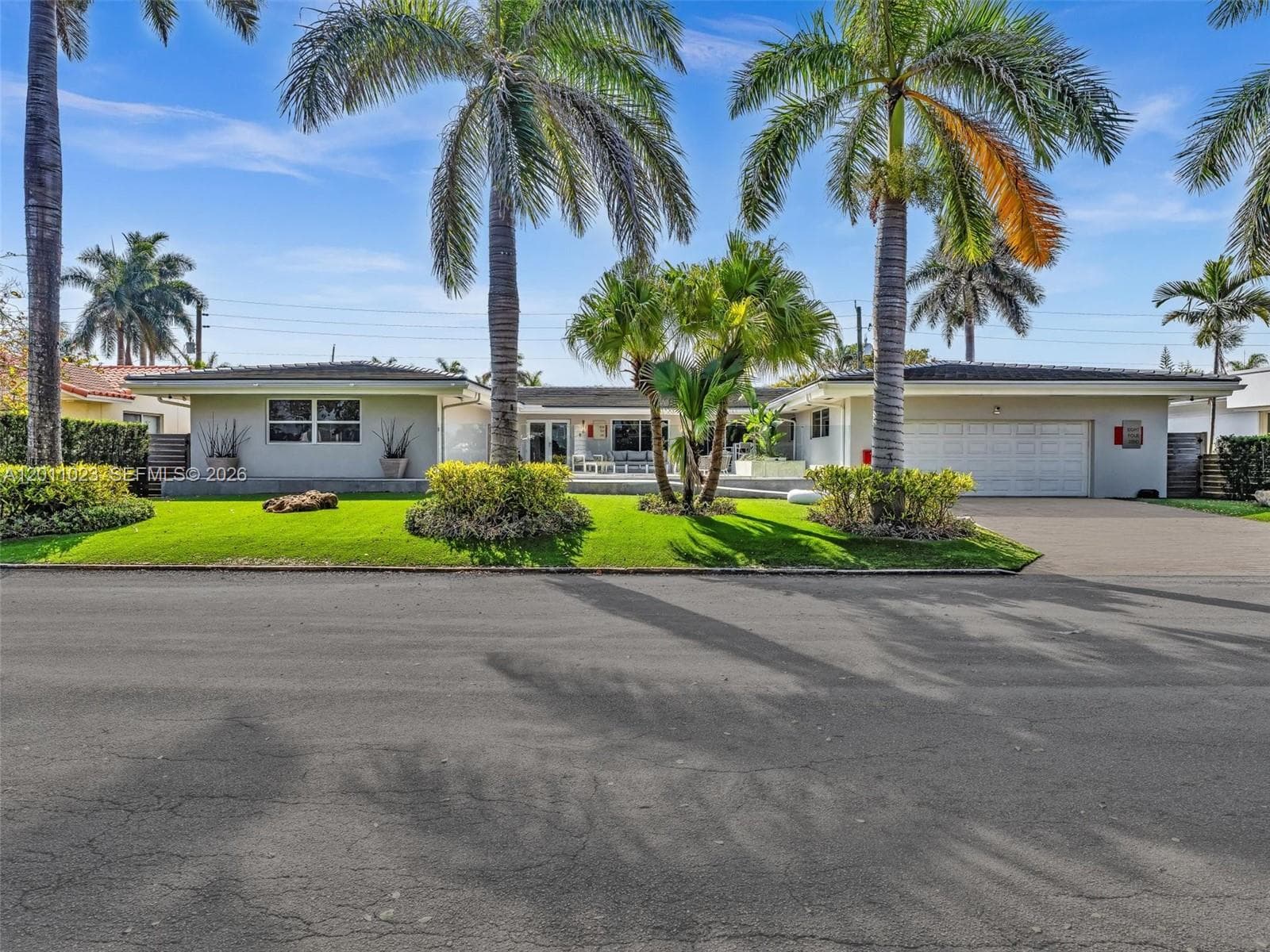 840 S Southlake Dr # 0, Hollywood, FL 33019 photo 2