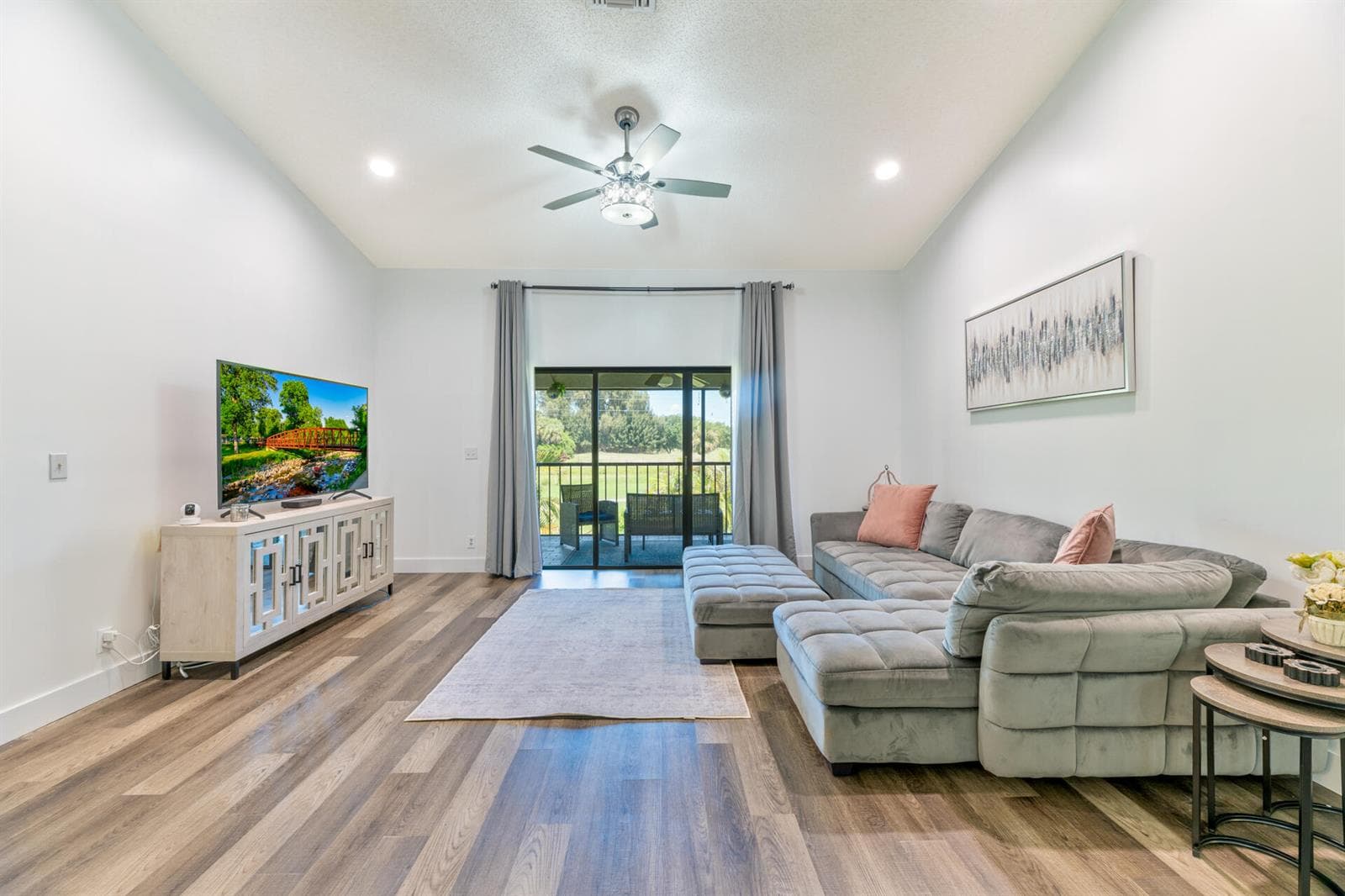 5142 Fountains Drive S, Lake Worth, FL 33467 photo 2