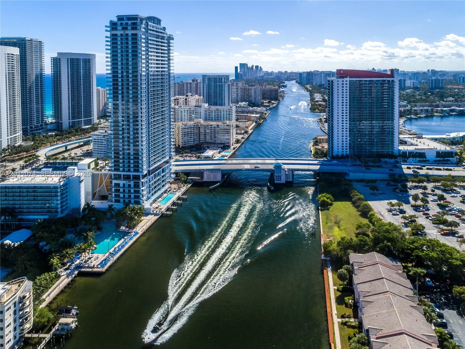 4010 S Ocean Dr # R1808, Hollywood, FL 33019