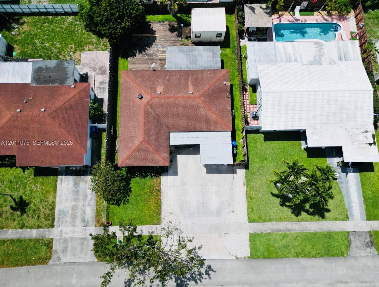 730 N 73rd Ave, Hollywood, FL 33024 photo 2