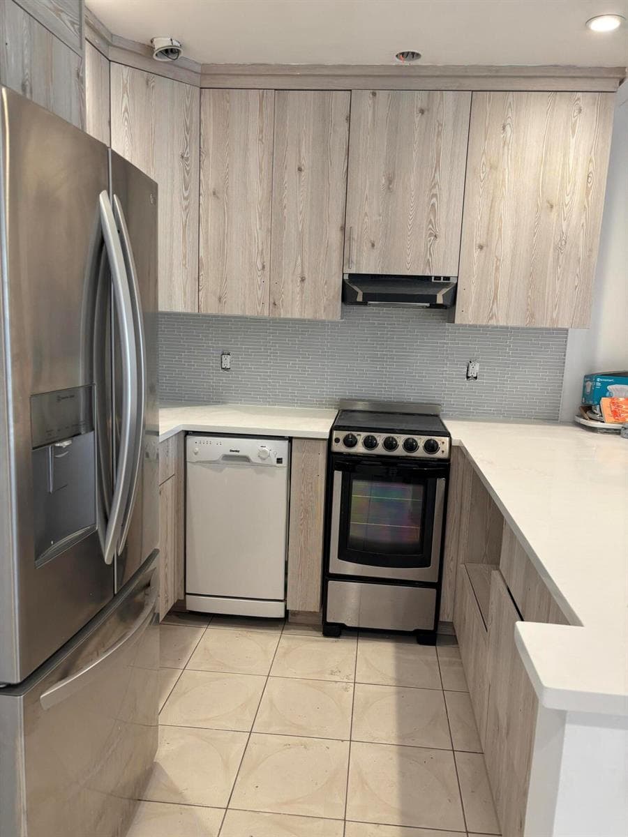 223 Coventry J # 223, West Palm Beach, FL 33417 photo 2
