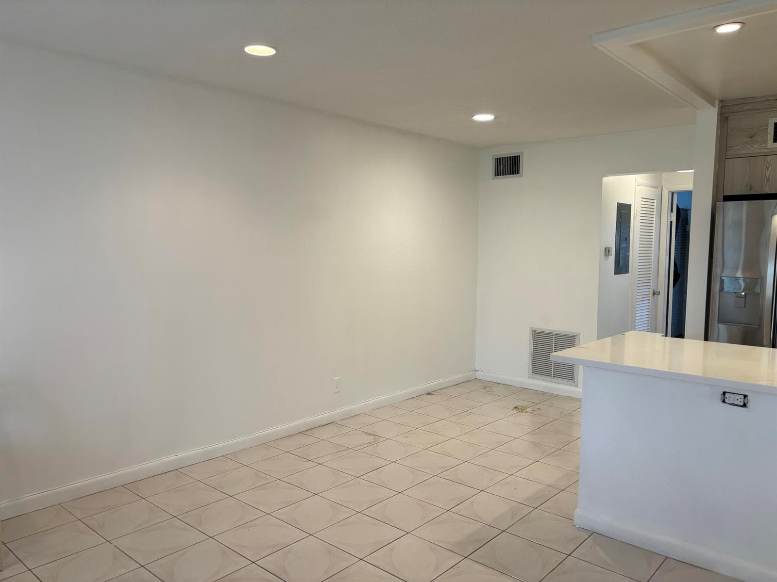 223 Coventry J # 223, West Palm Beach, FL 33417 photo 3