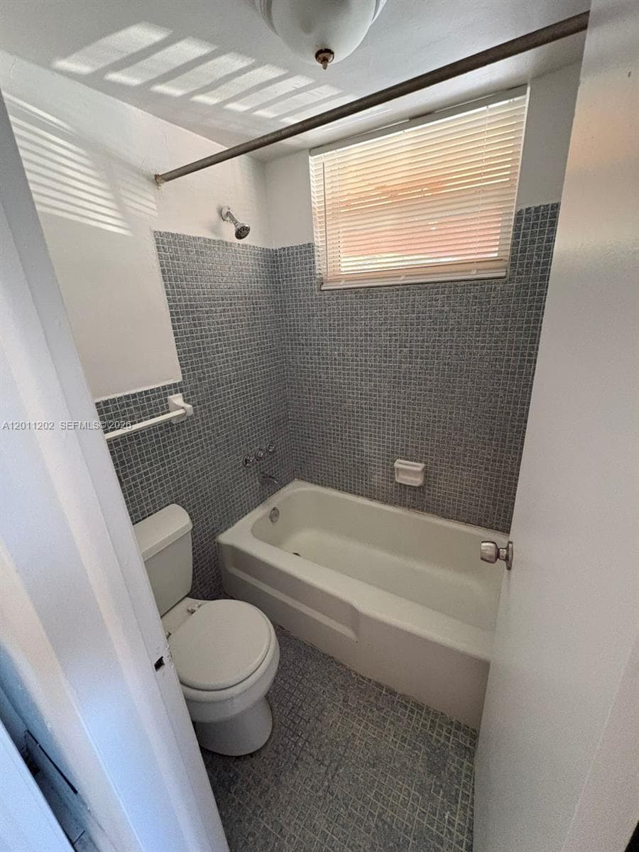 1590 NE 125th Ter # 1, North Miami, FL 33161 photo 5