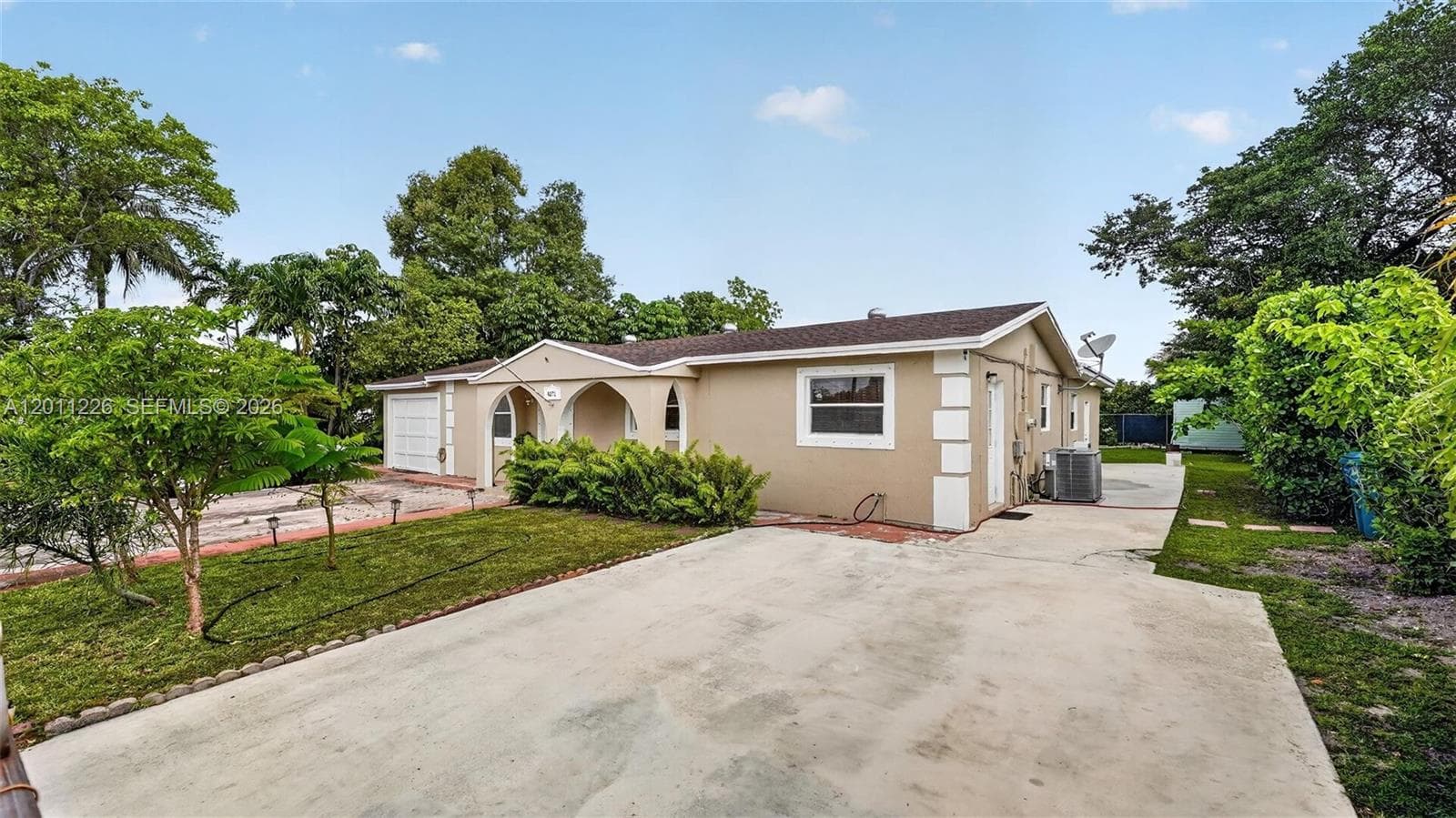 4271 NW 192nd St, Miami Gardens, FL 33055 photo 2